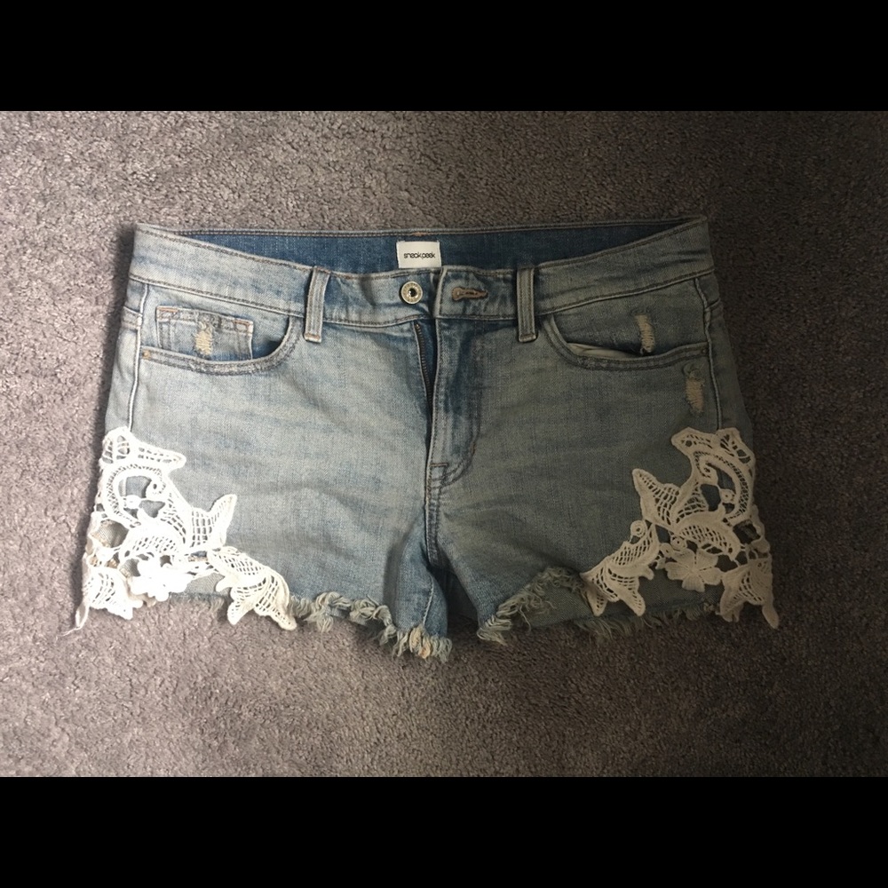 Beautiful lace shorts